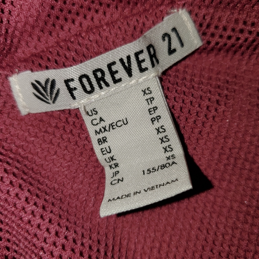 Spring Jacket with hoody. - Picture 9 of 11